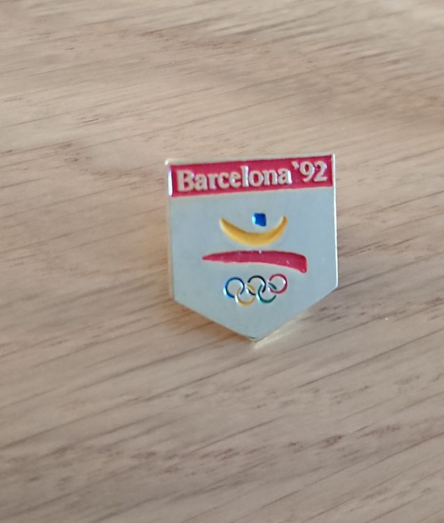 Pins Olympics Barcelona tanti modelli