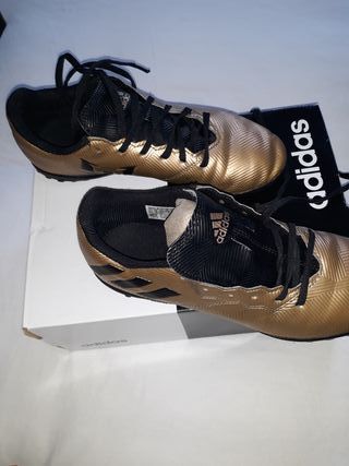 botas messi multitacos