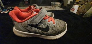 tenis nike numero 28