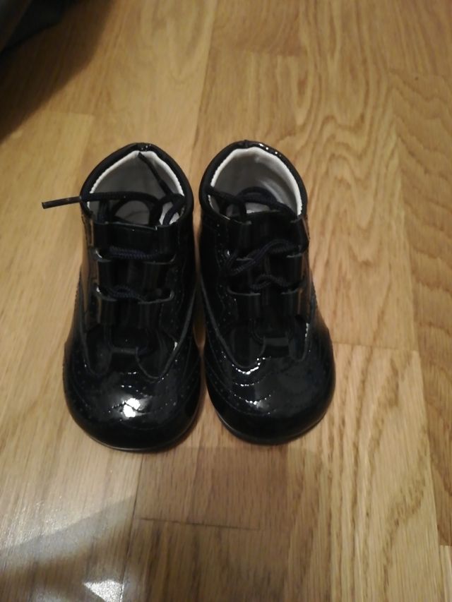 botita bebé azul marino