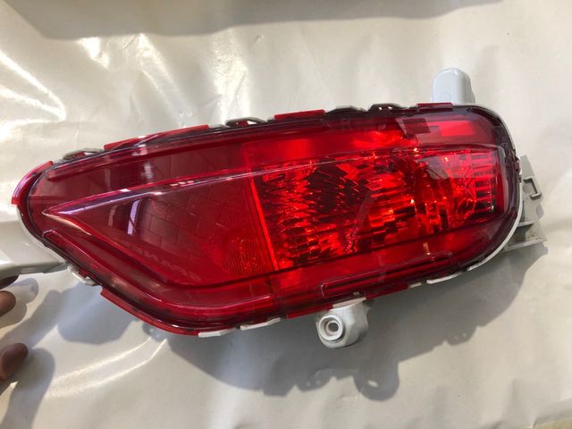 Piloto Trasero Dcho de paragolpe Mazda CX5 .