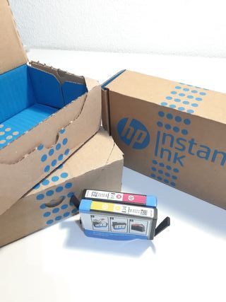 Cartuchos Instant Ink HP de segunda mano por 50 EUR en Valladolid en  WALLAPOP