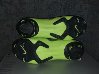 botas de futbol nike talla 39