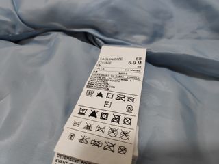 Plumifero azul bebé Benetton 6-9 meses de segunda mano por 4 EUR en A  Coruña en WALLAPOP