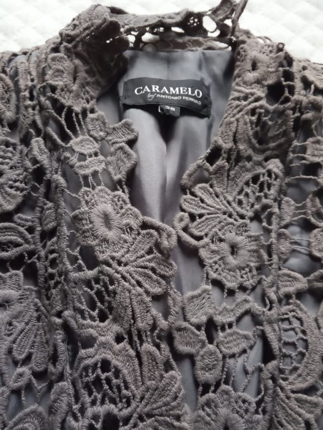 Chaqueta encaje mujer