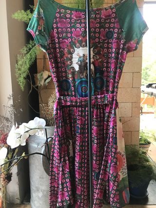 Vestido Desigual Circo del Sol Talla S de segunda mano por Vestidocamiseta larga Desigual de segunda mano por 30 € en