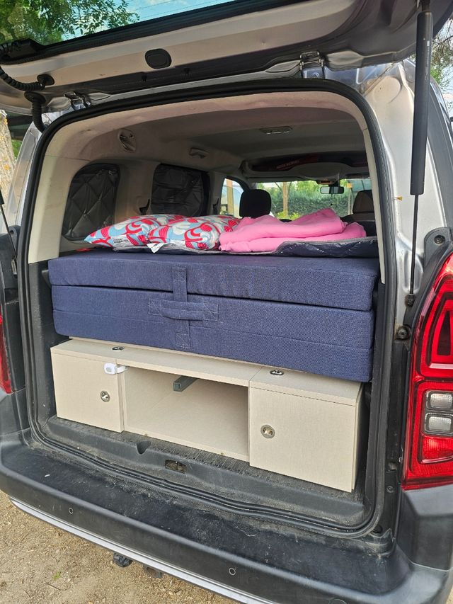 🟢Mueble Camper + colchon.