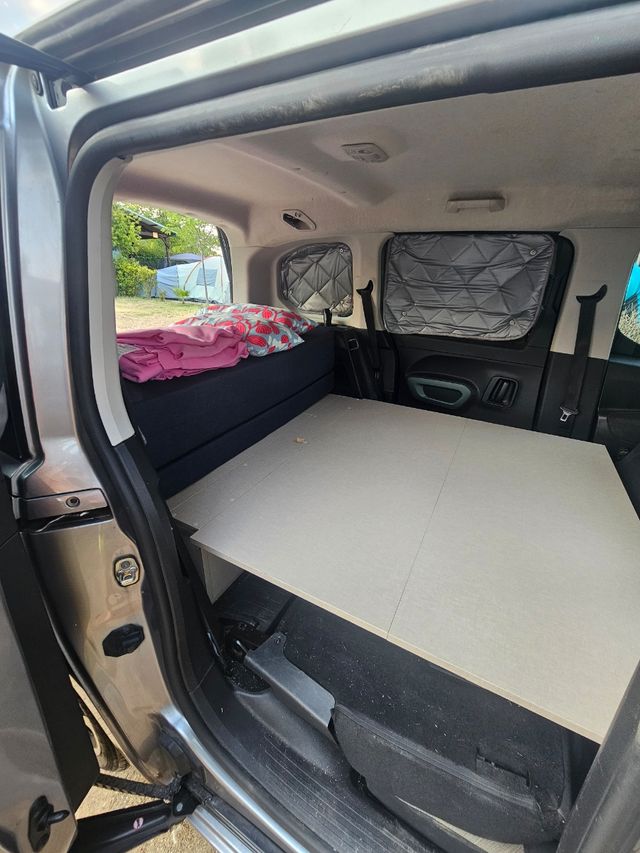 🟢Mueble Camper + colchon.