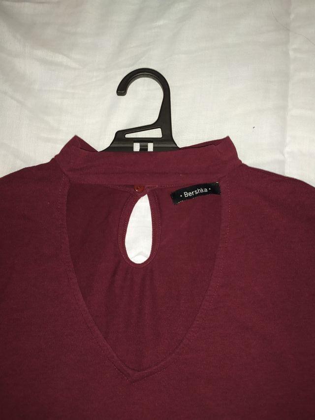 Camiseta de manga larga con escote