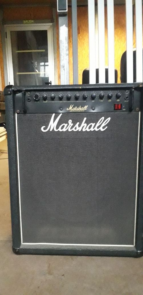 AMPLIFICADOR COMBO BAJO MARSHALL IBS 5522 200W