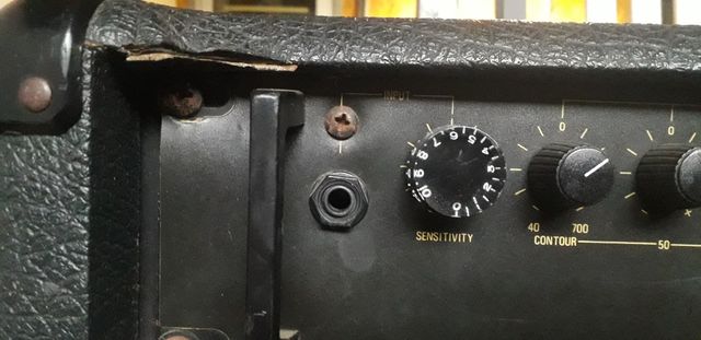 AMPLIFICADOR COMBO BAJO MARSHALL IBS 5522 200W