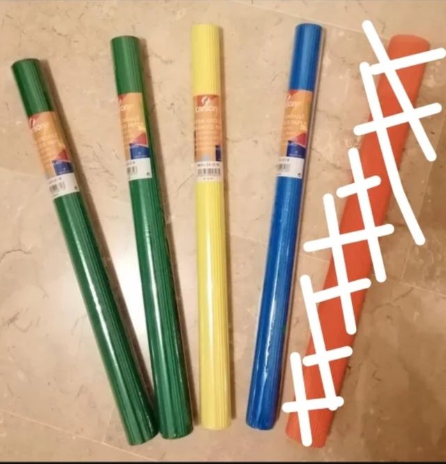 Material escolar (rollo cartón ondulado)