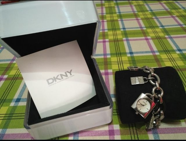 Reloj Donna karan New York