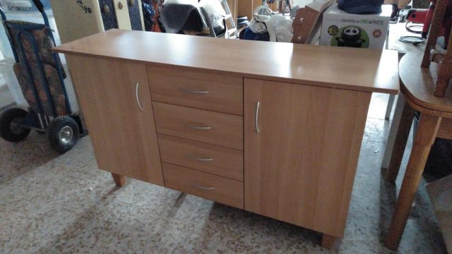 MUEBLE APARADOR de segunda mano por 110 € en Nava en WALLAPOP