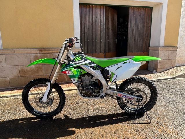 Kawasaki kxf 450 08