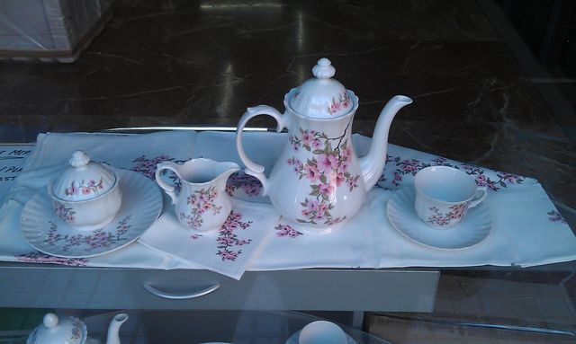 Precioso juego de té - Porcelana alemana