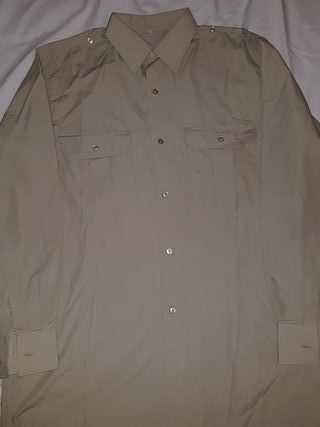 Camisa manga larga talla 42 de segunda mano por 5 € en Camisa hombre manga larga JULES de segunda mano por 5 € en