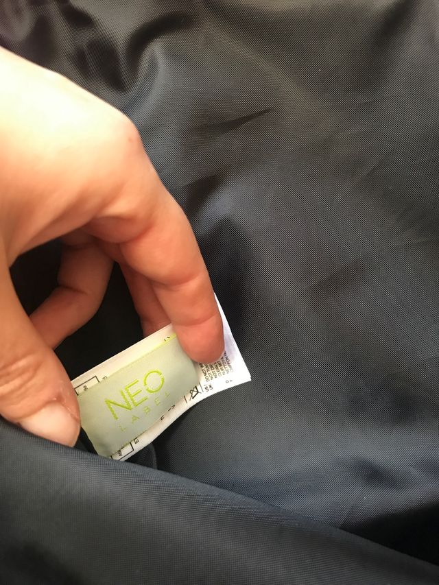 Bolso Adidas neo con etiqueta