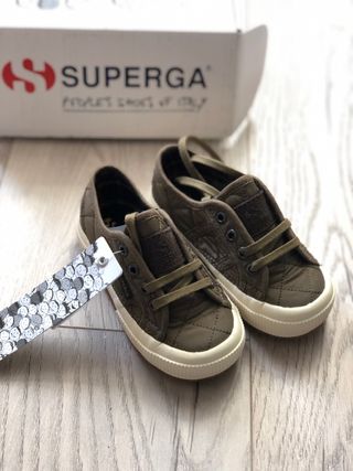 superga niño rosas