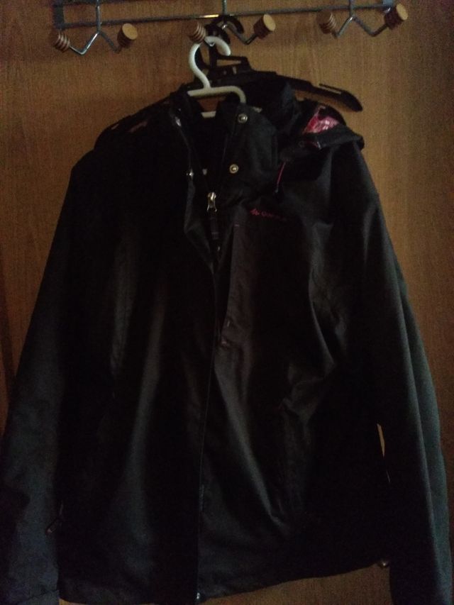 ABRIGO FORRO POLAR+CHUBASQUERO QUECHUA.60 E TIENDA