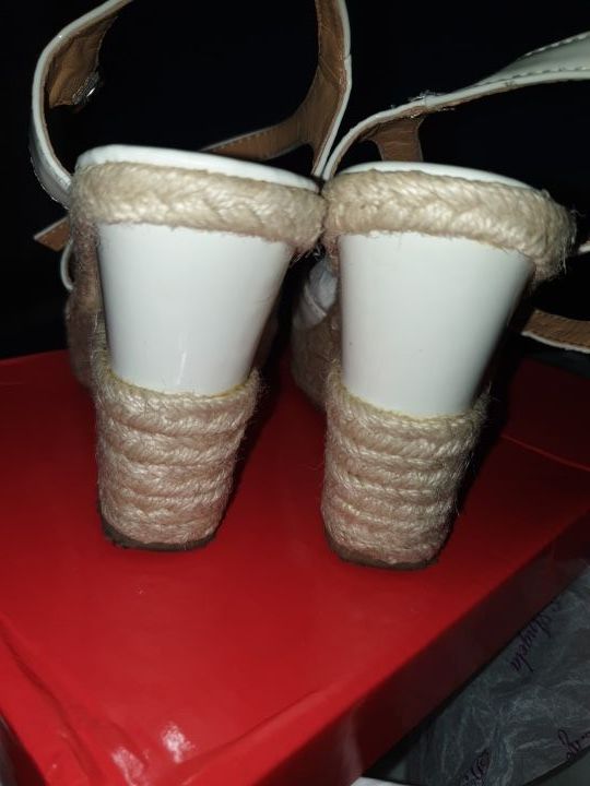 Sandalias Mustang 35