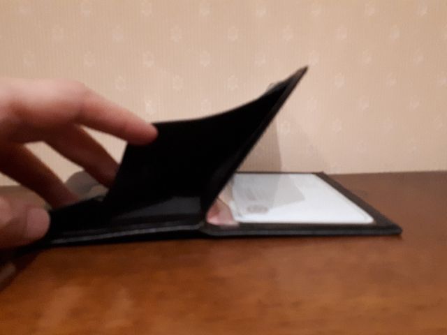 Cartera negra hombre