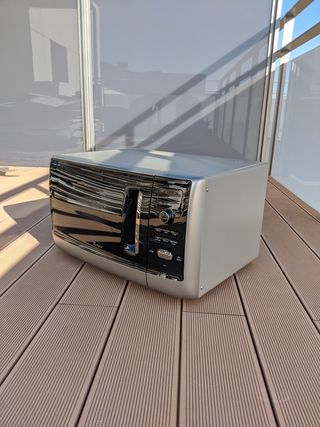 Horno microondas Whirlpool vt 296 de segunda mano por 100 EUR en Sant Cugat  del Vallès en WALLAPOP