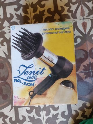 Secador profesional Palson de segunda mano por 18 EUR en Navarcles en  WALLAPOP