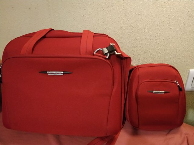 Neceser rígido y bolsito Samsonite