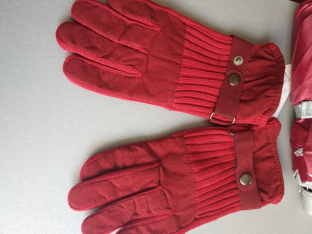 Guantes de mujer.