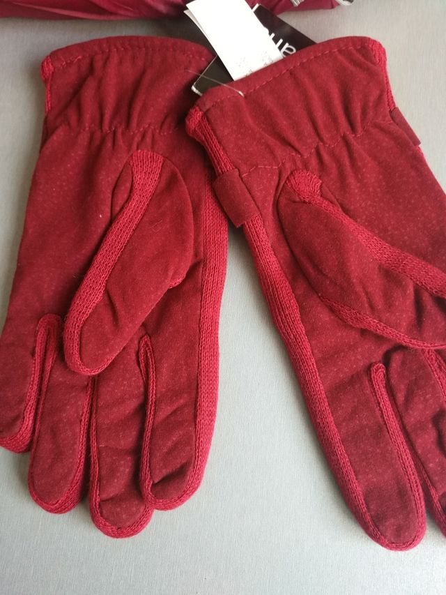 Guantes de mujer.