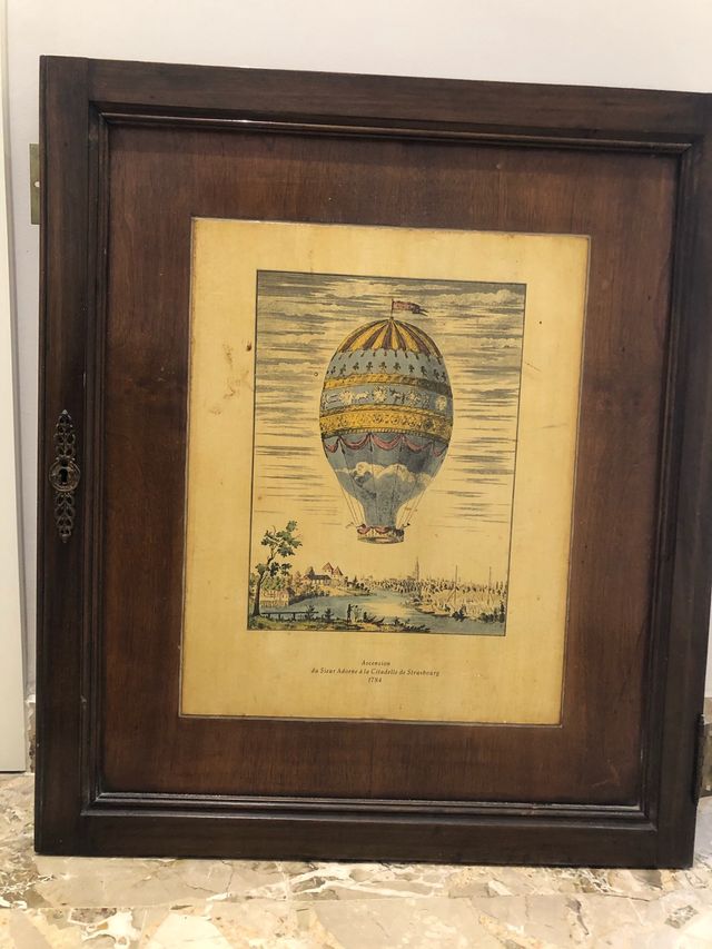 Puertas de madera maciza antiguas.