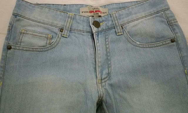 Pantalón tejano niña