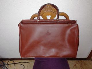 Maleta viaje marca nobuck nueva de segunda mano por 25 EUR en L\\'Hospitalet  de Llobregat en WALLAPOP