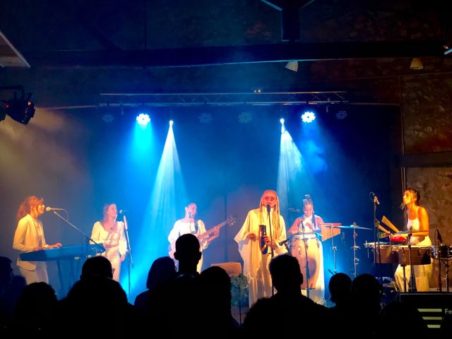 Alquiler equipo sonido e iluminación