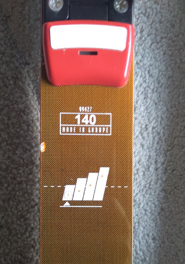 esquís 140 cm decathlon