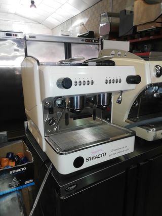Cafetera profesional cápsulas mini de segunda mano por 690 EUR en Cuarte de  Huerva en WALLAPOP