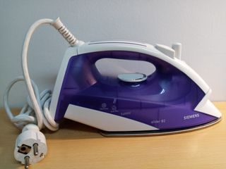 Planchadora Siemens Slider S2. plancha Siemens de segunda mano por 10 EUR  en Calp en WALLAPOP
