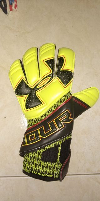 guantes de portero under armour