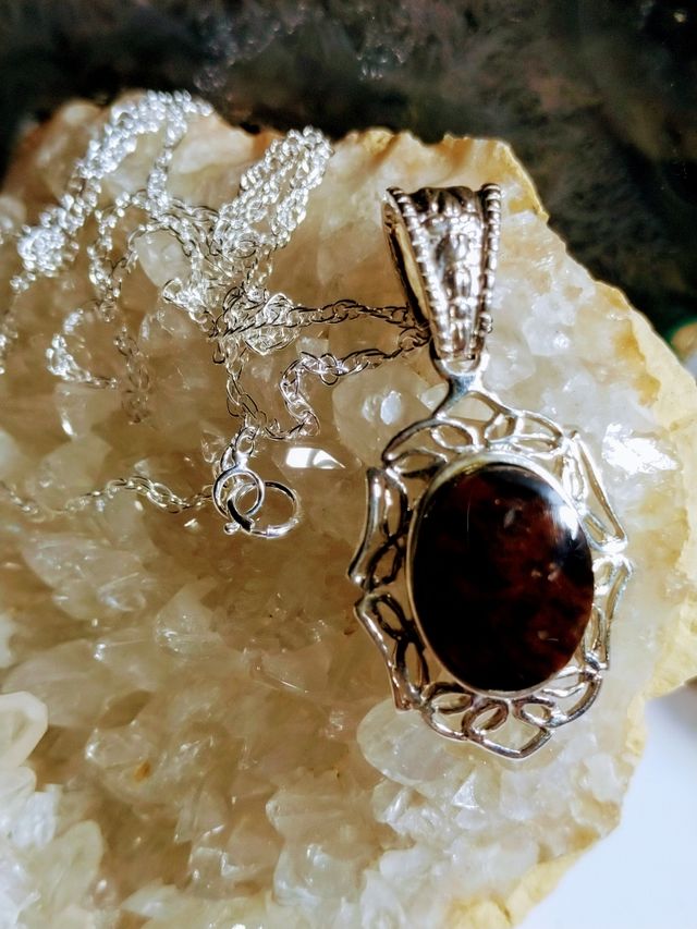 COLGANTE PLATA LEY Y OBSIDIANA