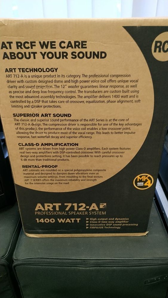 Pareja de altavoces RCF ART 712 2800W