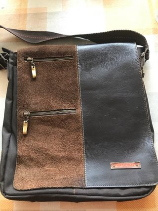 BOLSO BOSI MARRÓN de segunda mano por 6,5 EUR en Fabraquer en WALLAPOP