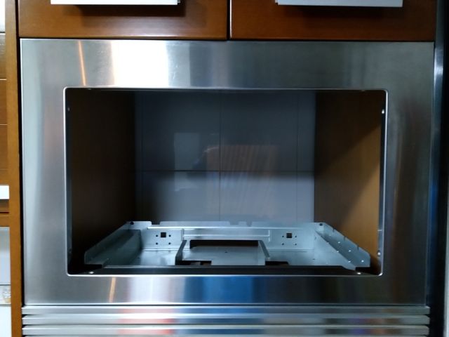 Encastre para microondas con plataforma elevadora