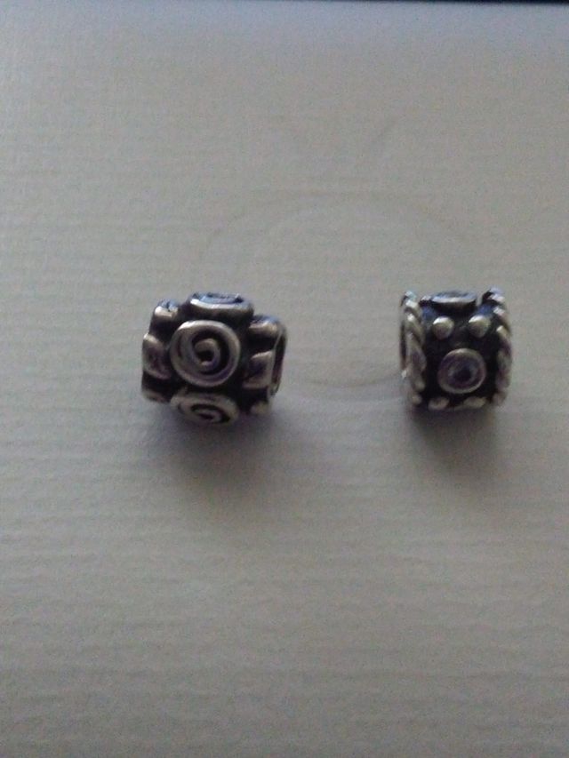 Abalorio PANDORA charm originales