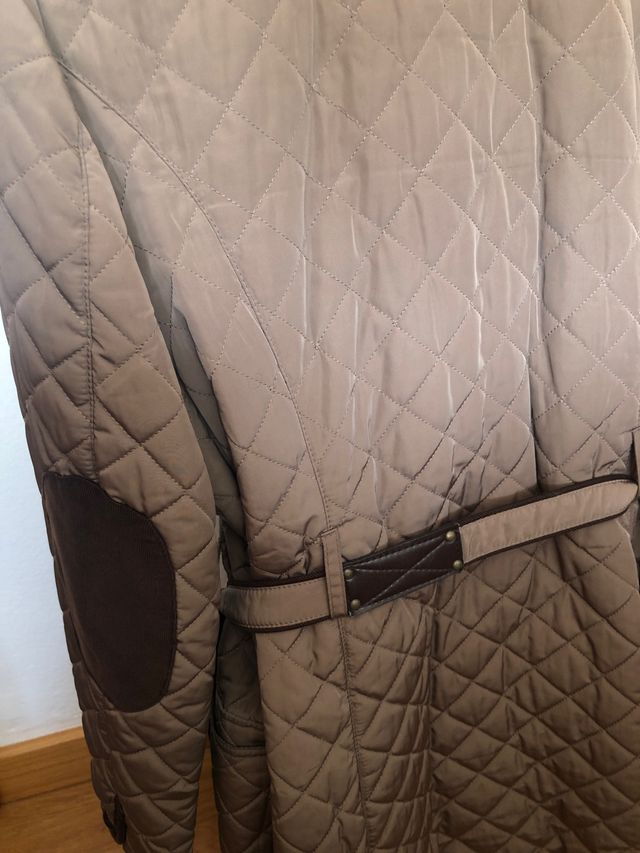 Gabardina de mujer de Mango