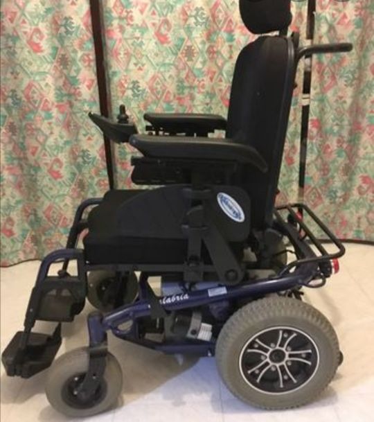 silla de ruedas eléctrica calabria