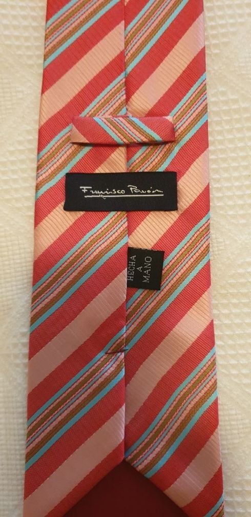 Corbata. Hecha a mano .Francisco Pavón