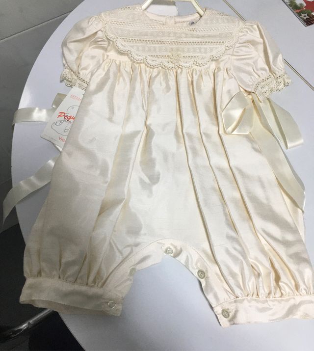 Pelele de seda talla 3 meses