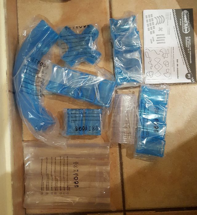 Juguete infantil tubos para pista de carreras