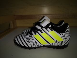 botas futbol sala nemeziz